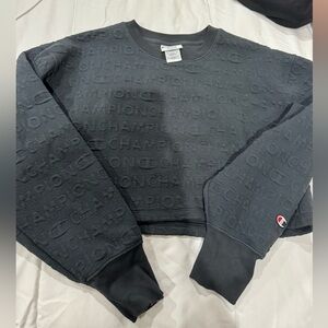 Champion crop sweatshirt M